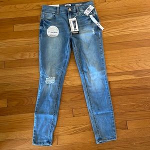 NWT Kensie high rise skinny distressed jeans size 6/28